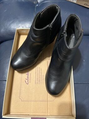 Clarks Black Leather Ankle Booties with Side Zipper